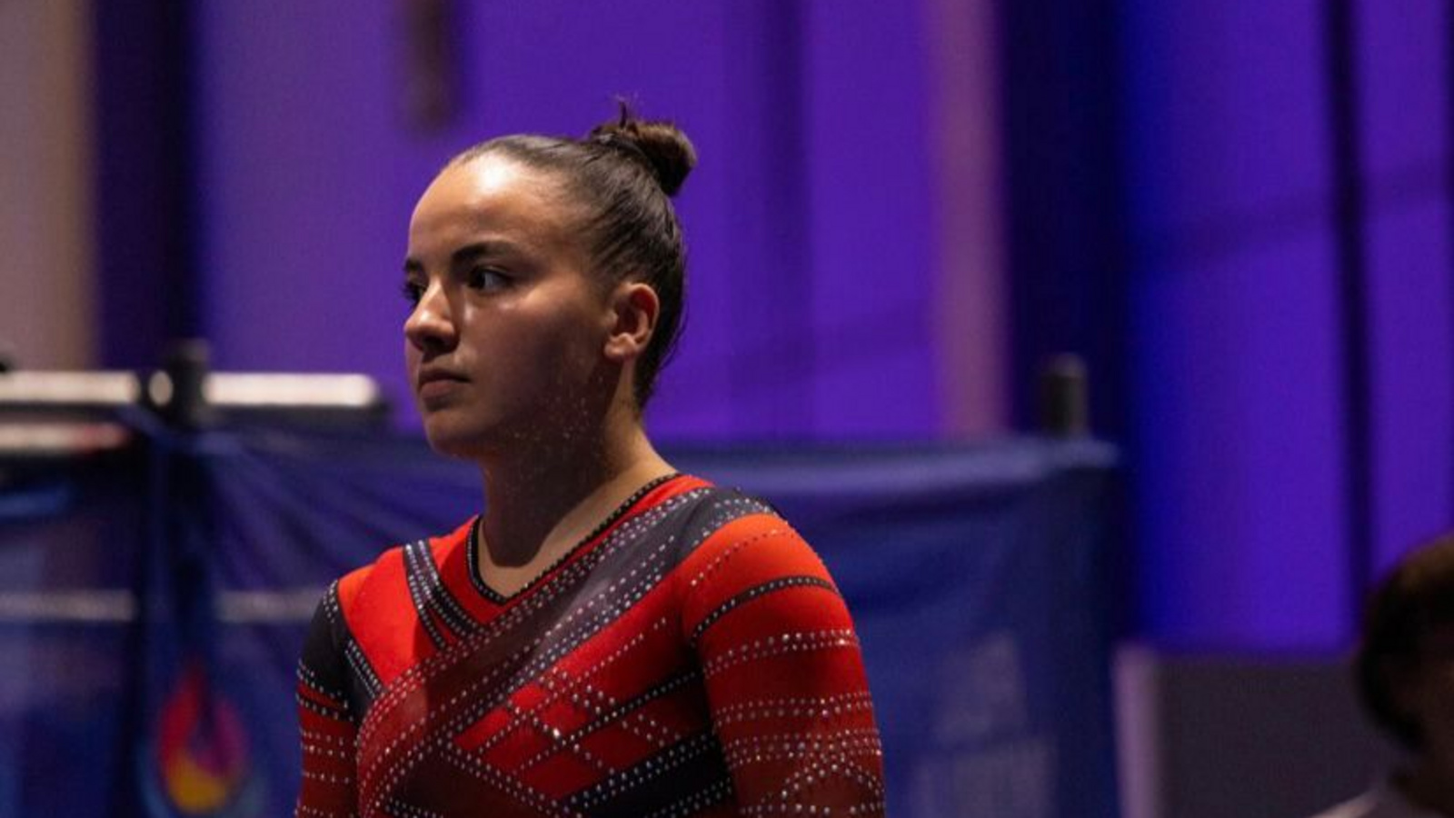 Eine Achterbahnfahrt geht zu Ende