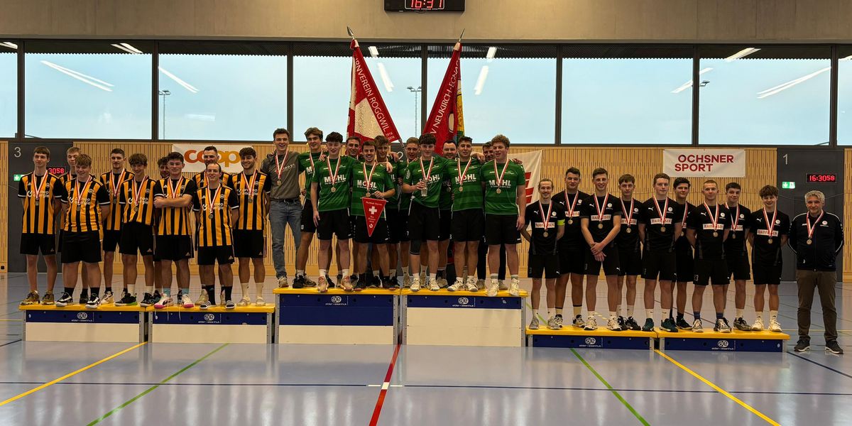 Podest mit Herren-Teams U21