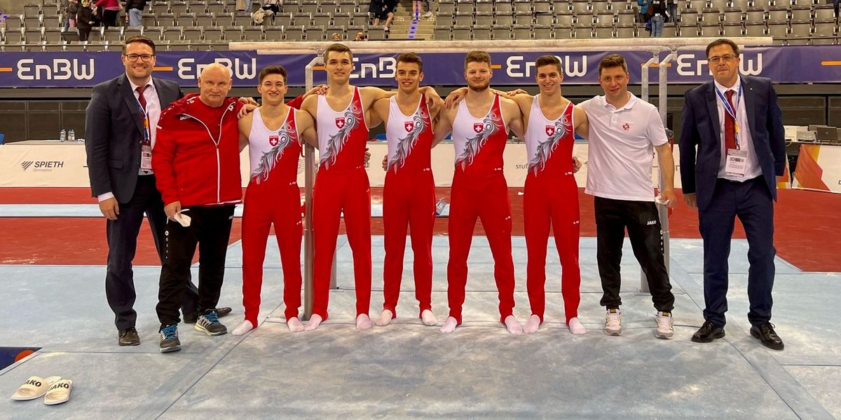 Schweizer Kunstturn-Team am DTB-Pokal