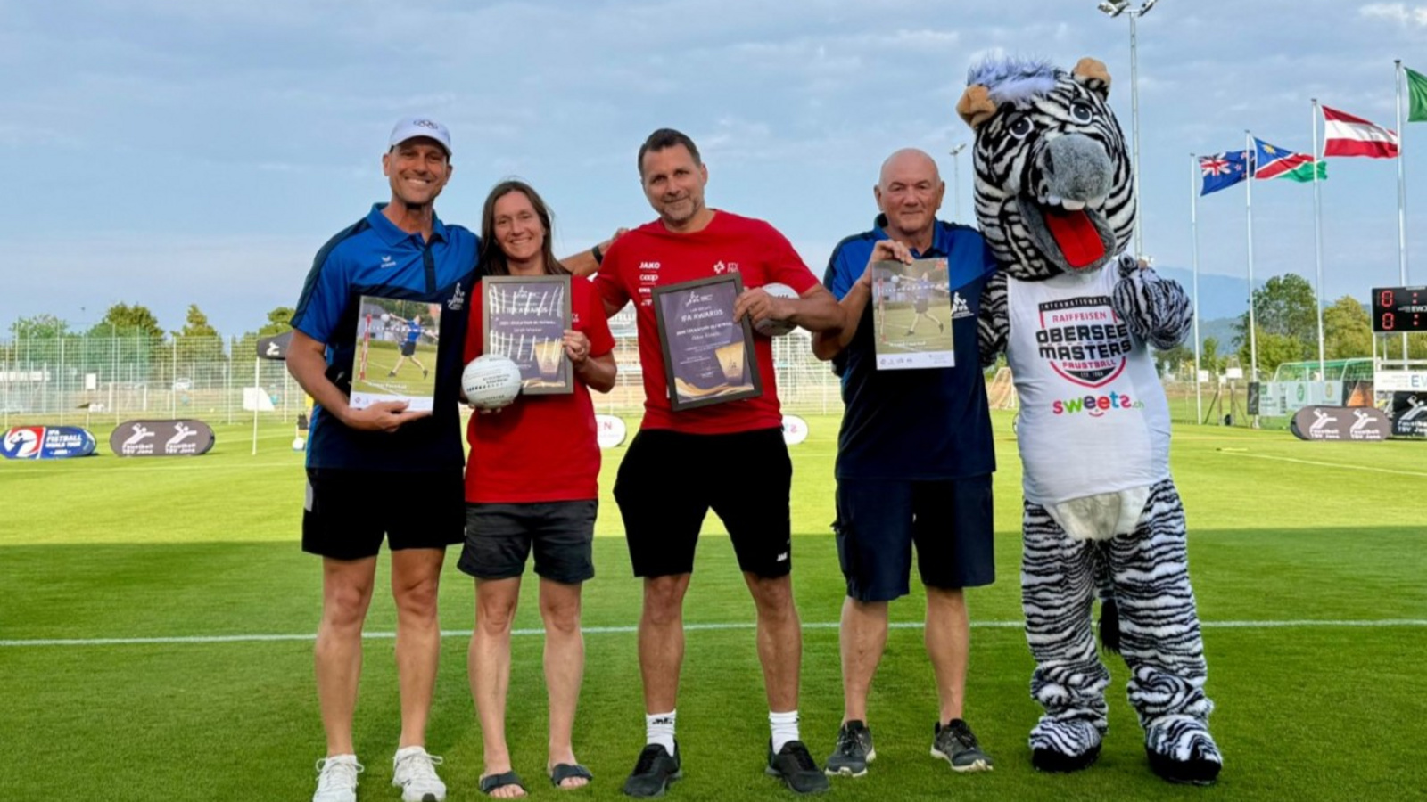 IFA-Awards an Schweizer Faustball-Vertreter*innen