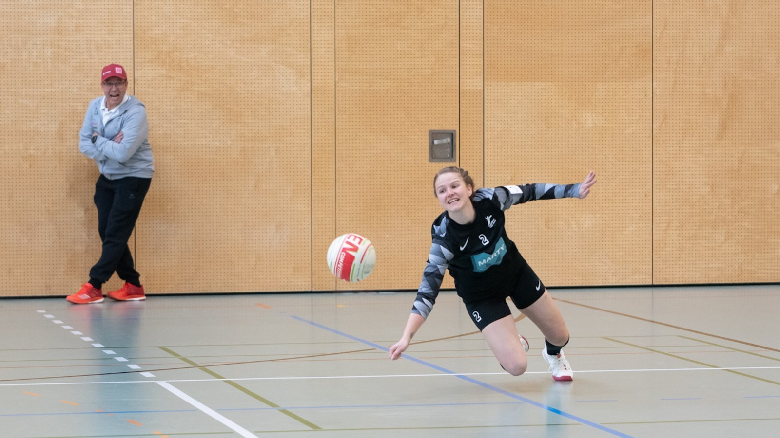 Jonas Frauen gewinnen die Qualifikation